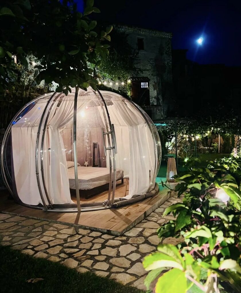 La nostra Bubble Room dove soggiornare col pacchetto Standard presso il nostro Glamping Hotel